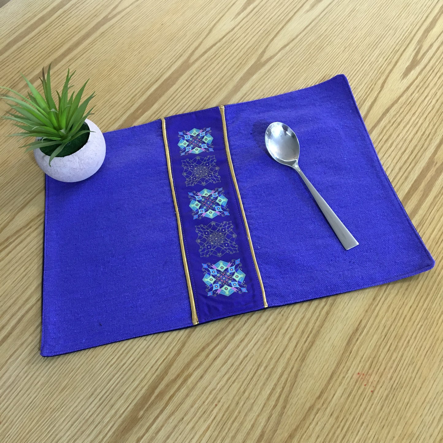 Place-mat RM24