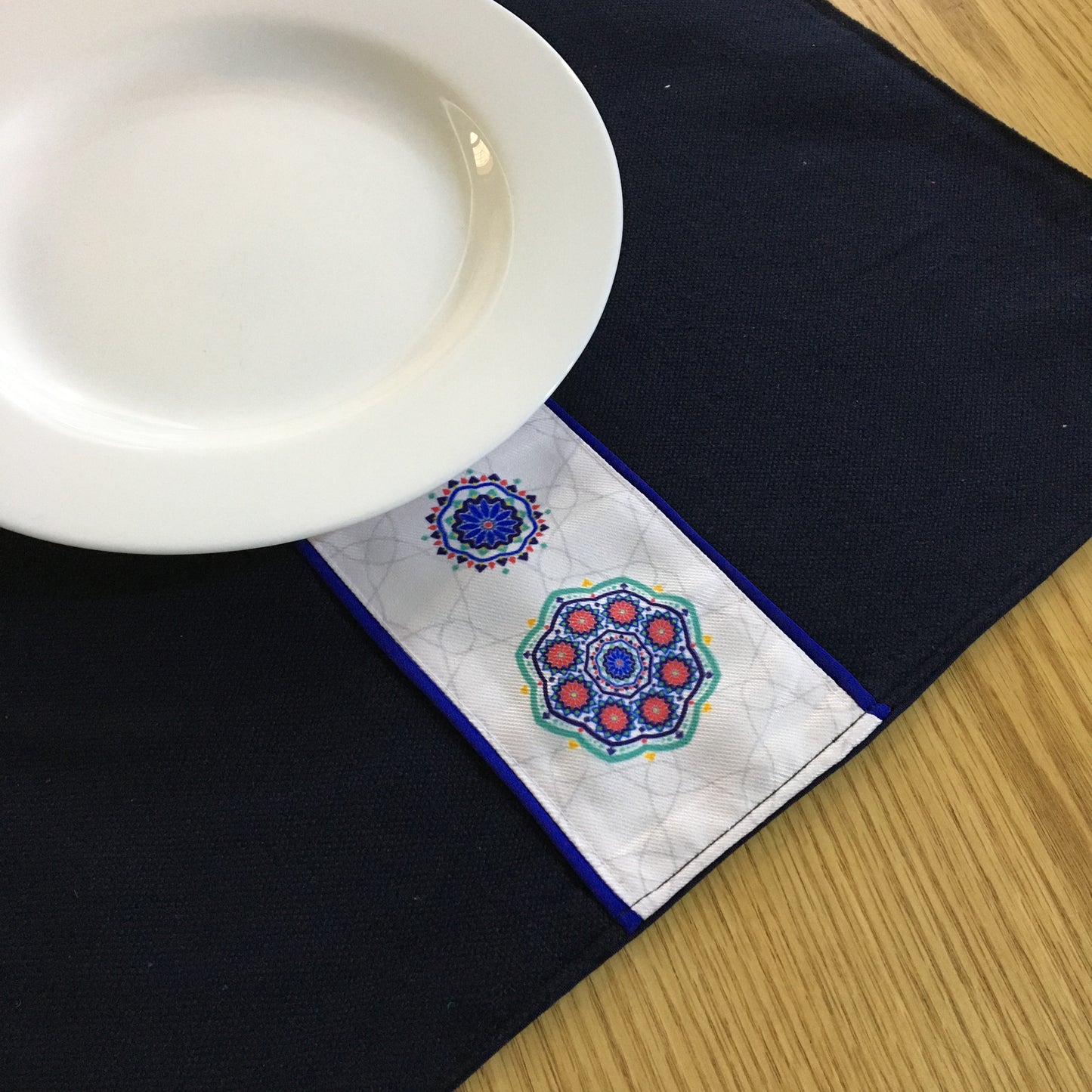 Place-mat RM23