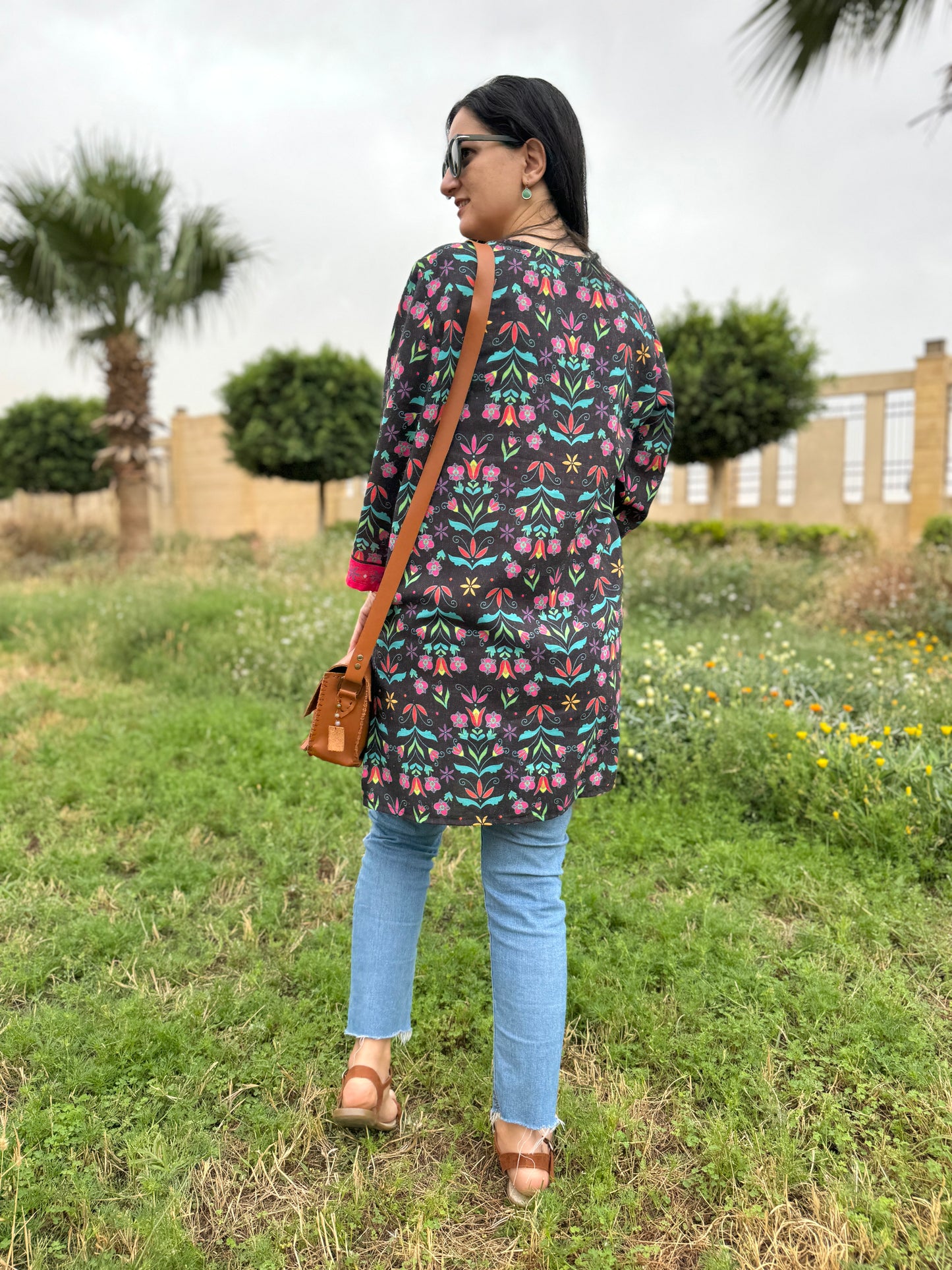 Black Nubian Flora Shirt - SW