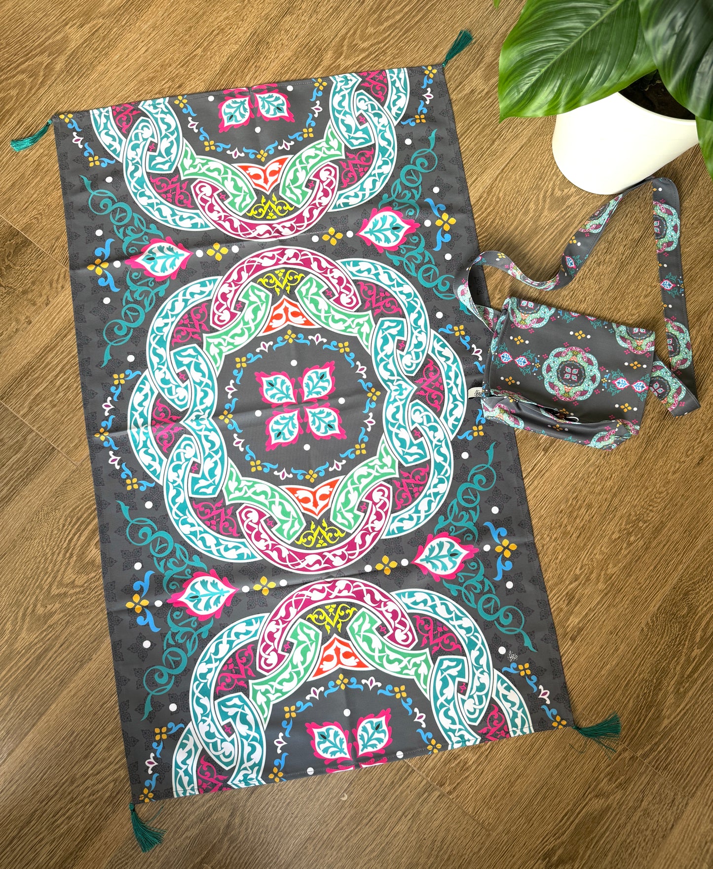 Prayer-mat + case 152GY