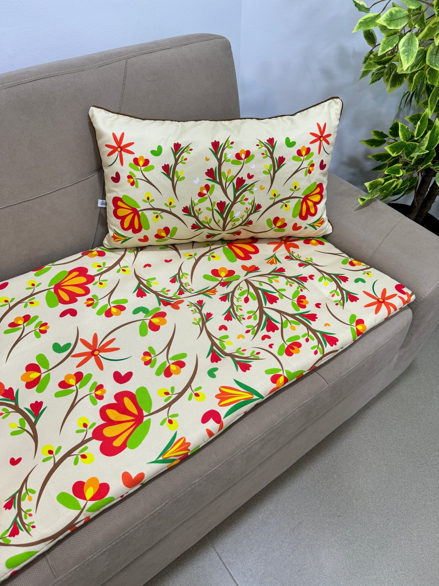 Padded cover 15275