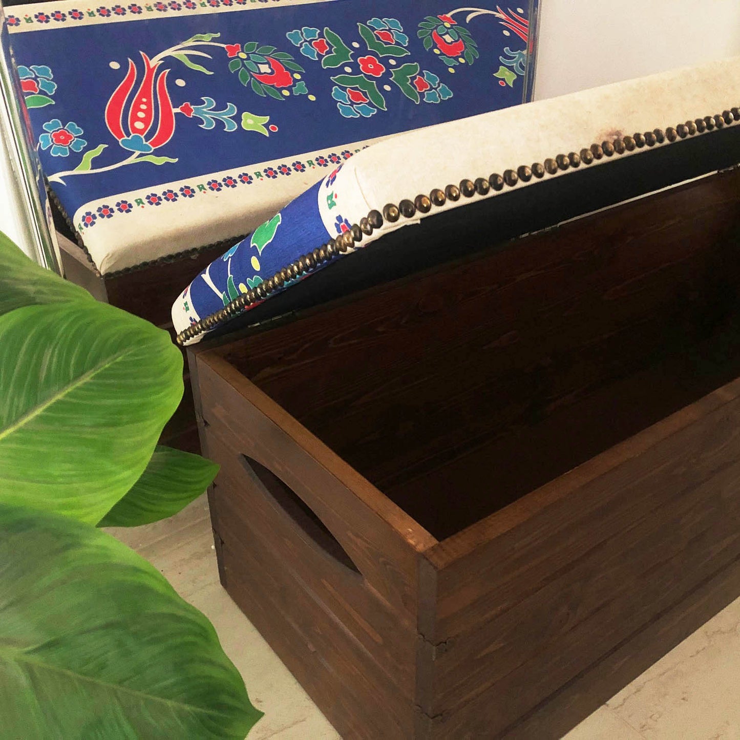 Storage box 15271