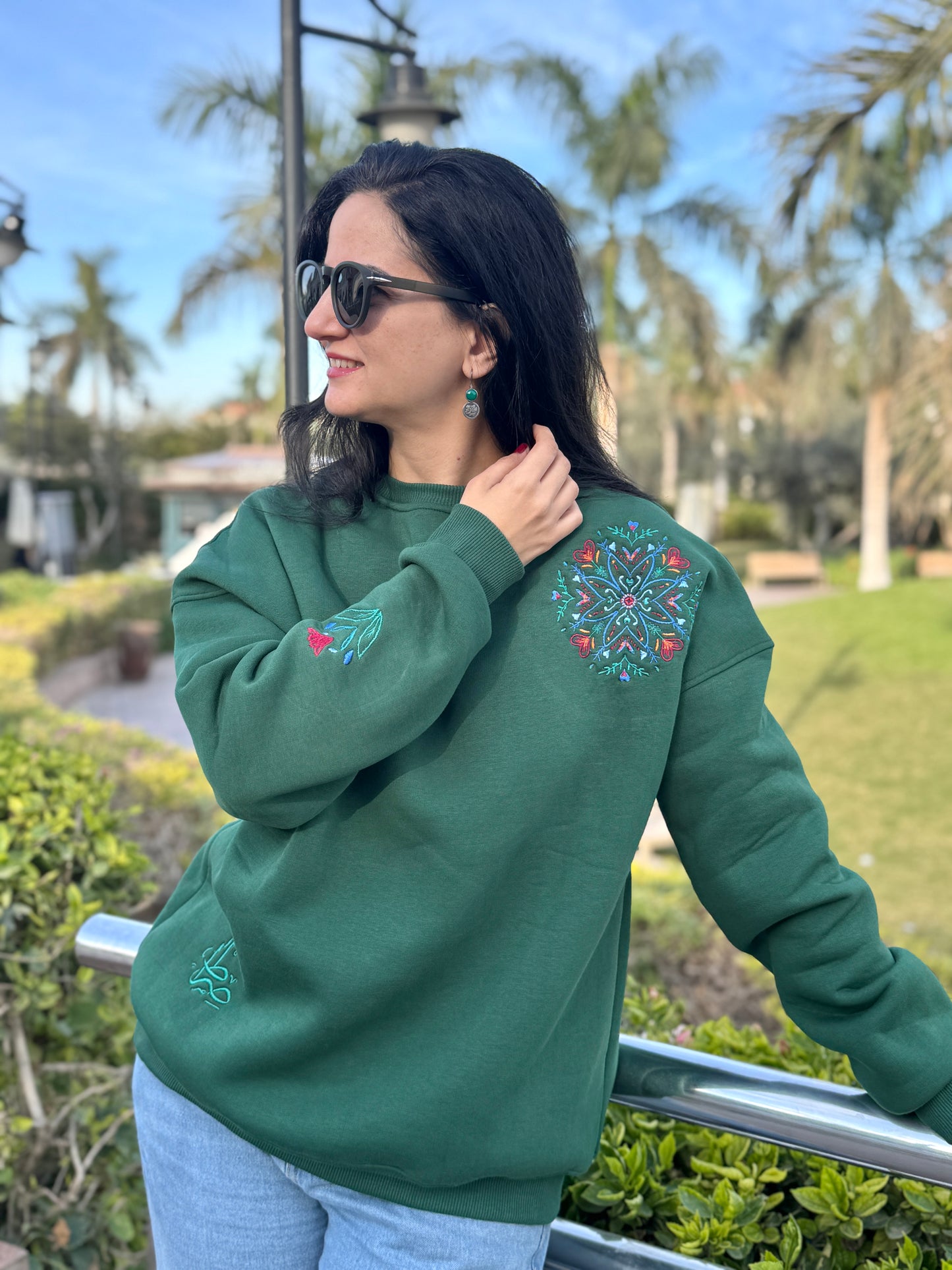 Green Sweatshirt + Winter star Shawl (BUNDLE)