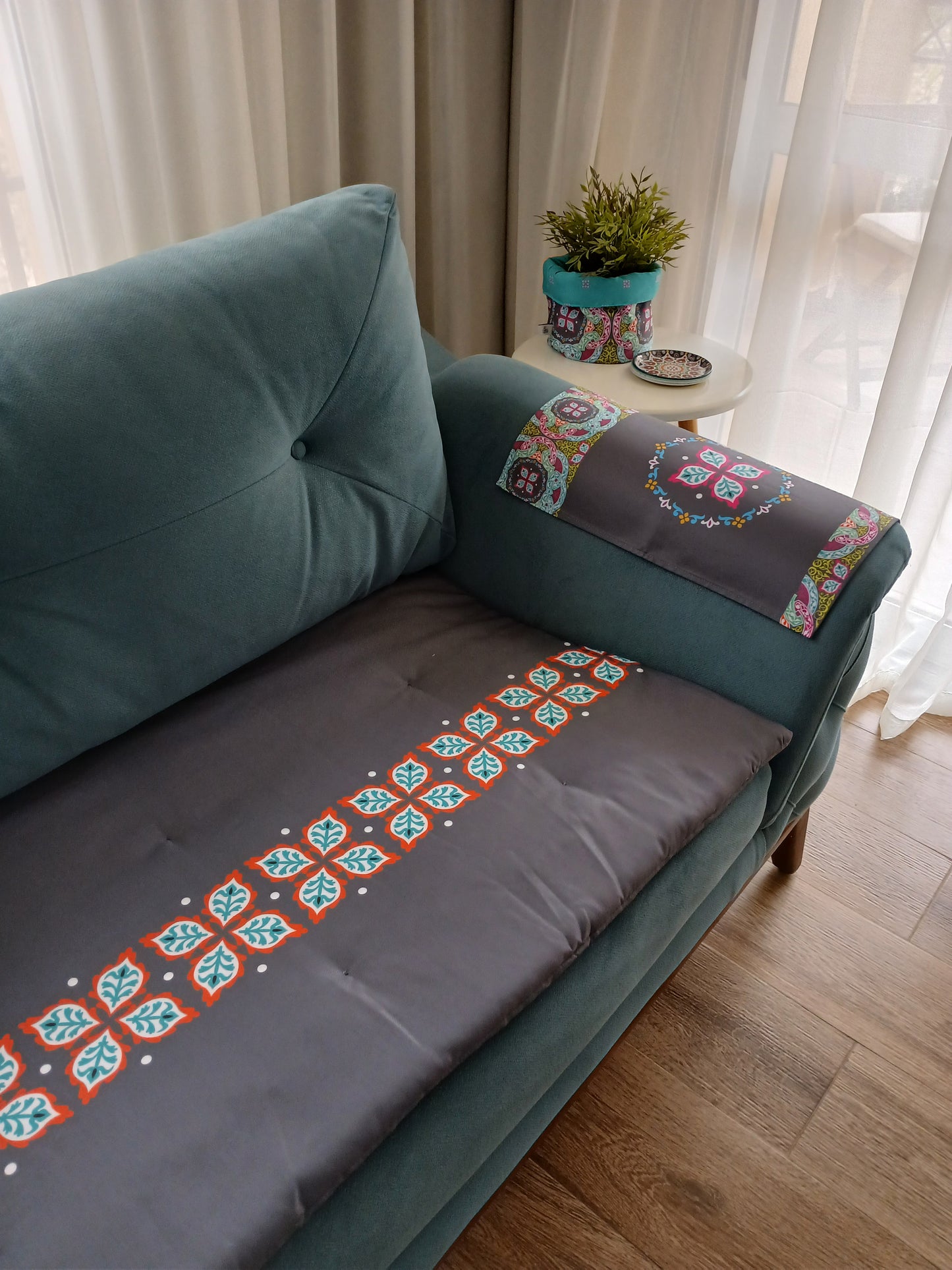 Padded cover 15232