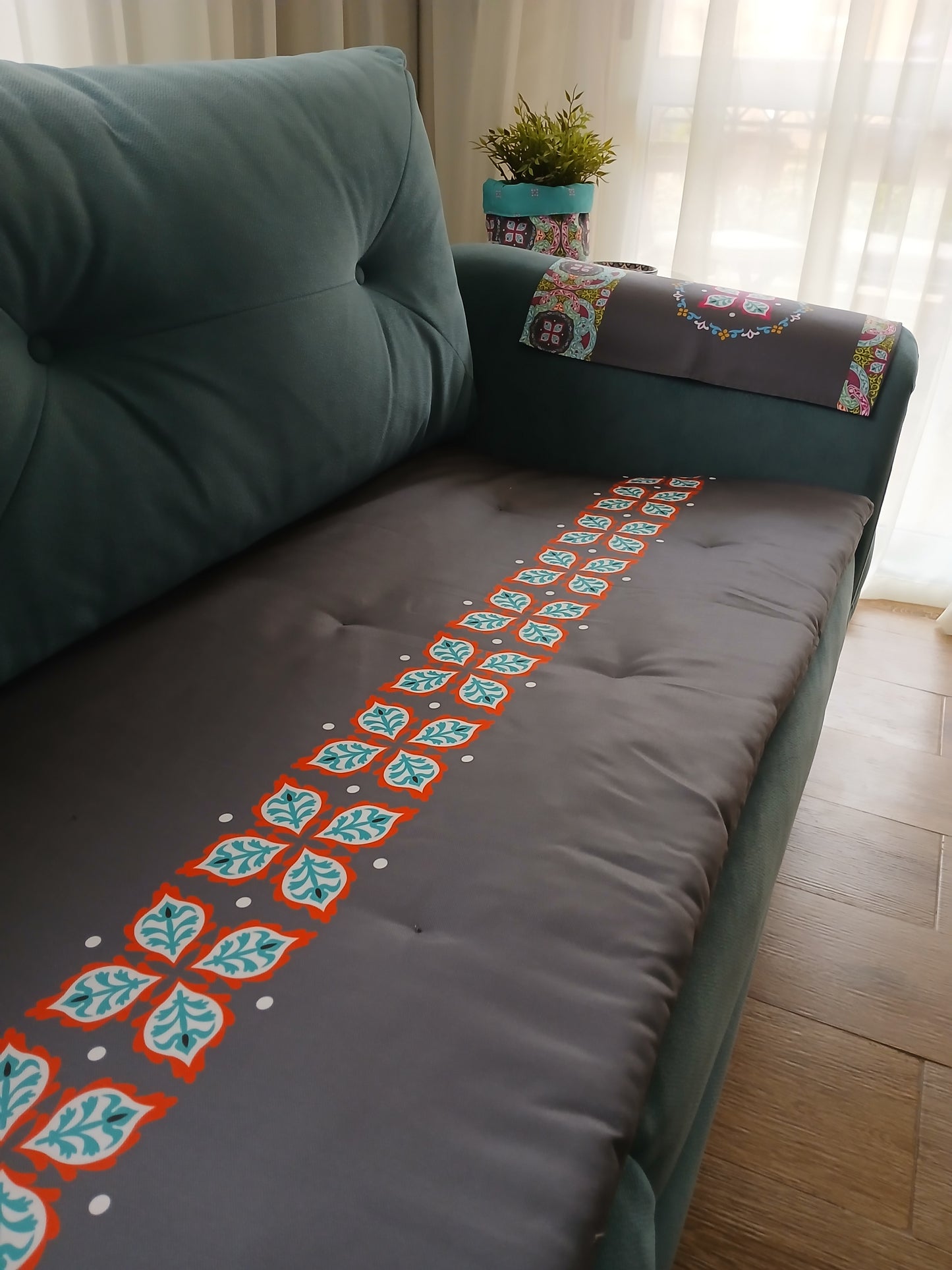 Padded cover 15232